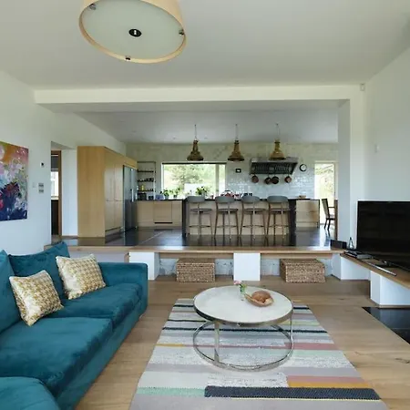 Villa Superior Lake View *